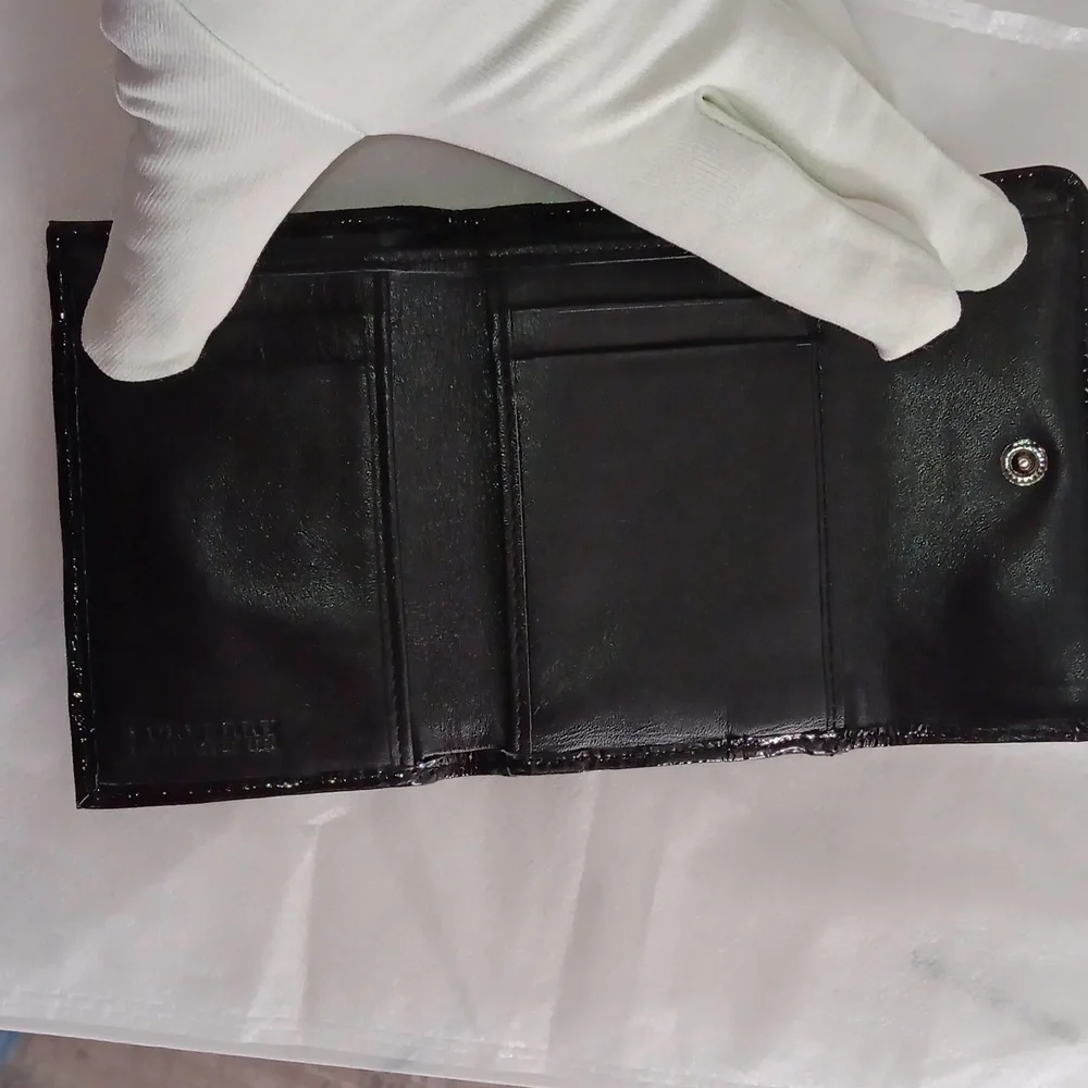 Burberry wallet authentic EUC - Picture 5 of 6